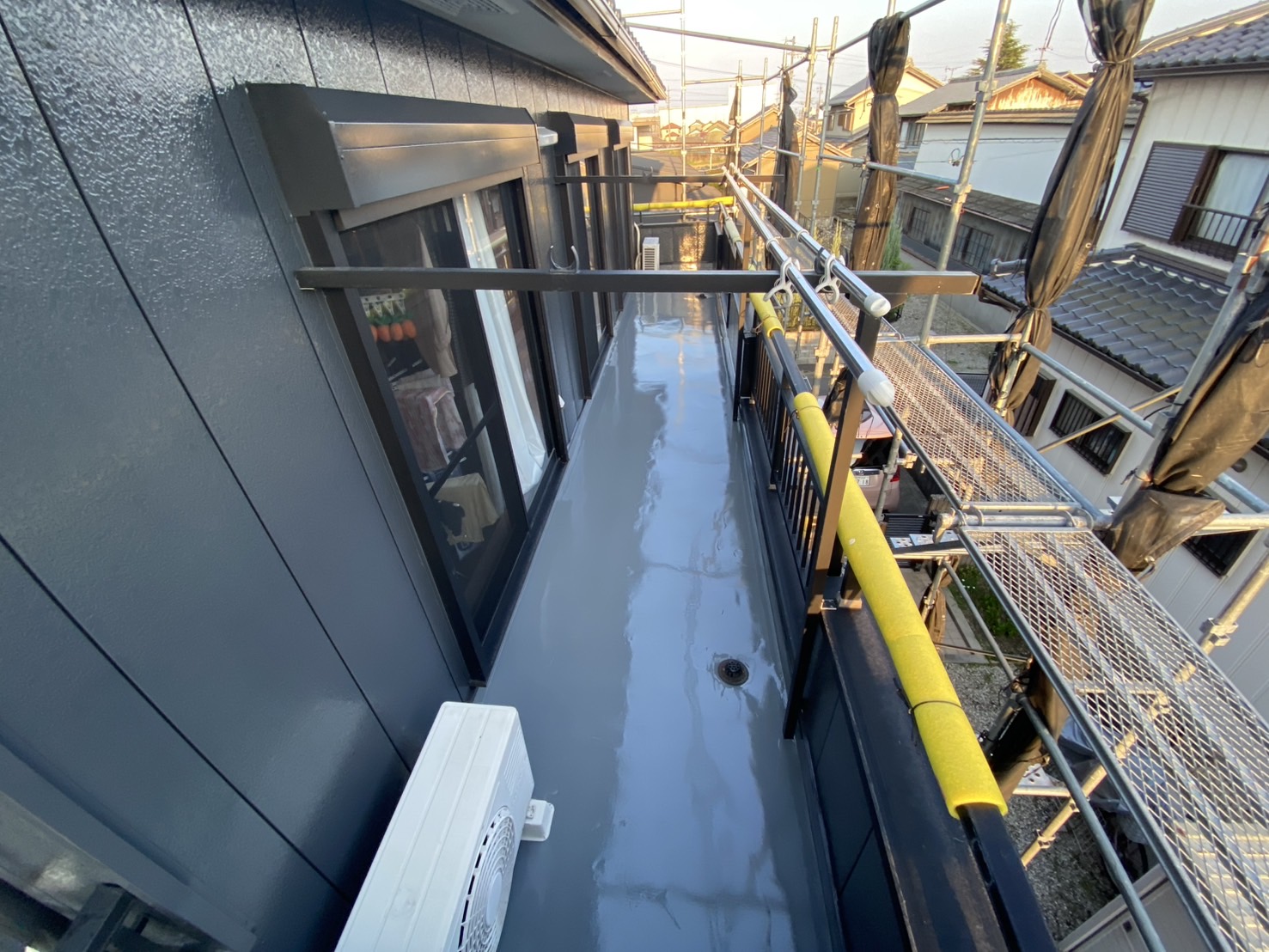 バルコニー防水　ベランダ防水　ウレタン塗膜防水　施工後