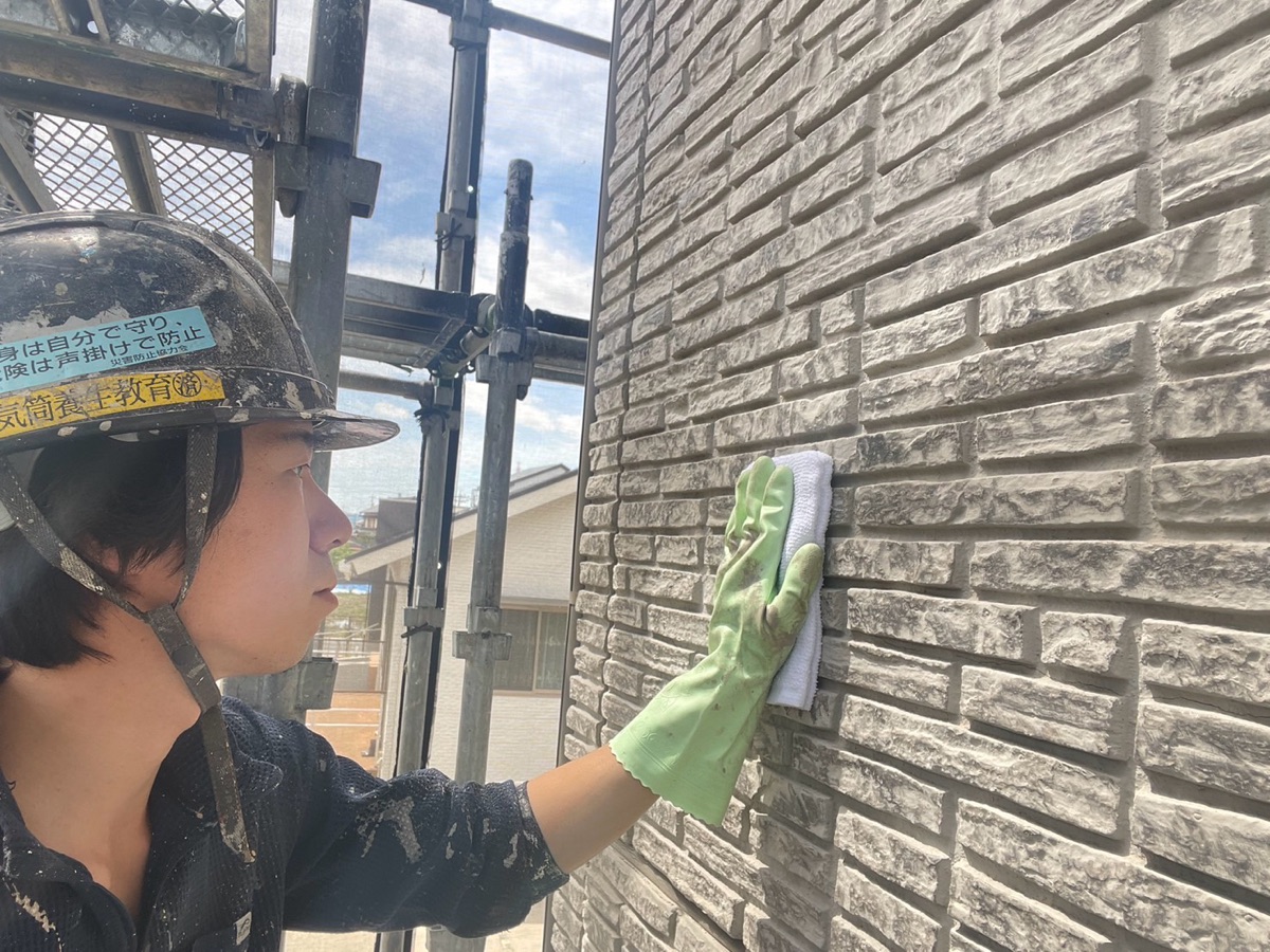 ダインコンクリート シンナー拭き