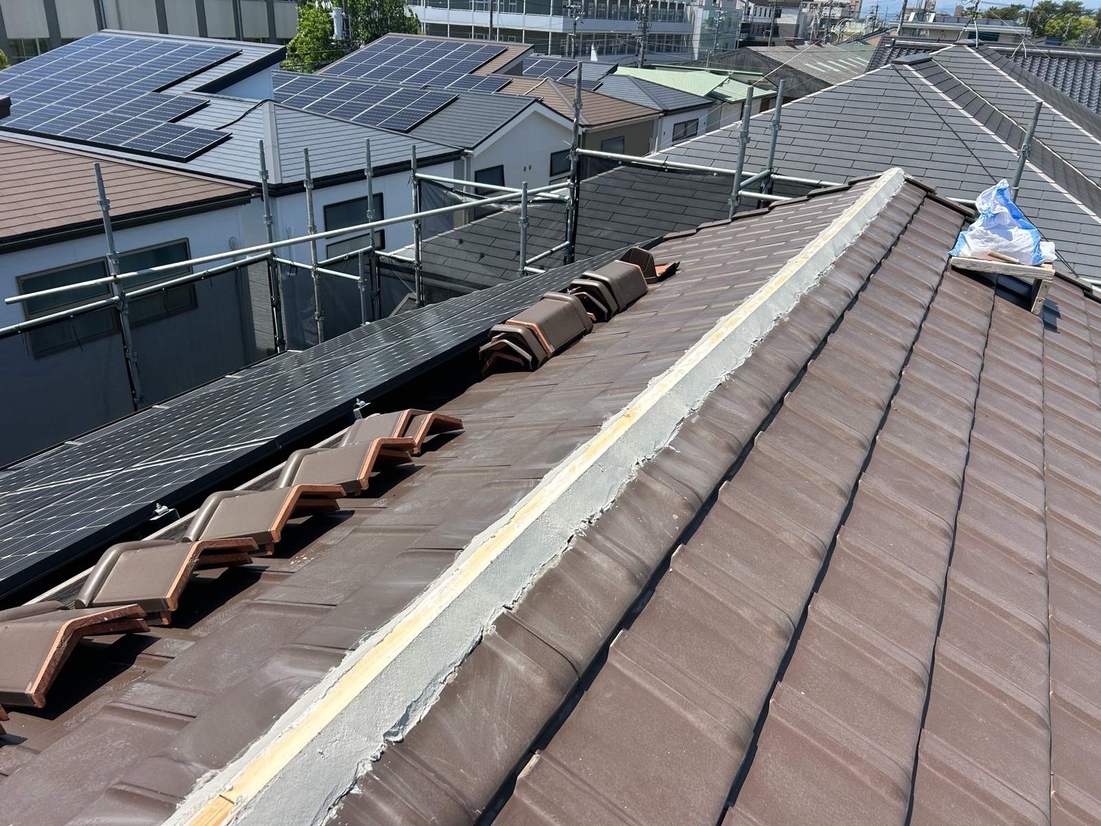 屋根工事 漆喰工事 漆喰 新設 施工中
