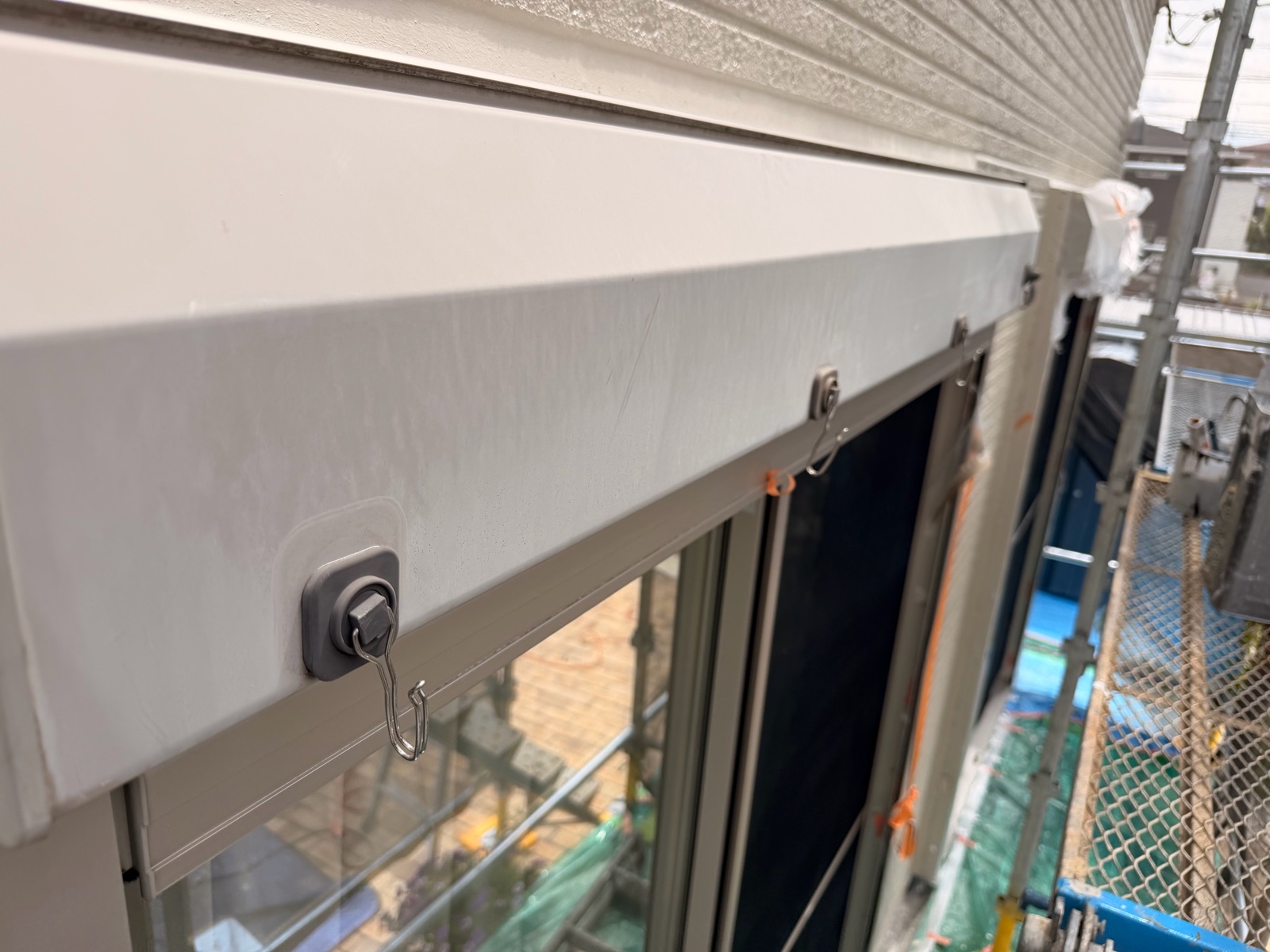 シャッターBOX塗装　施工前