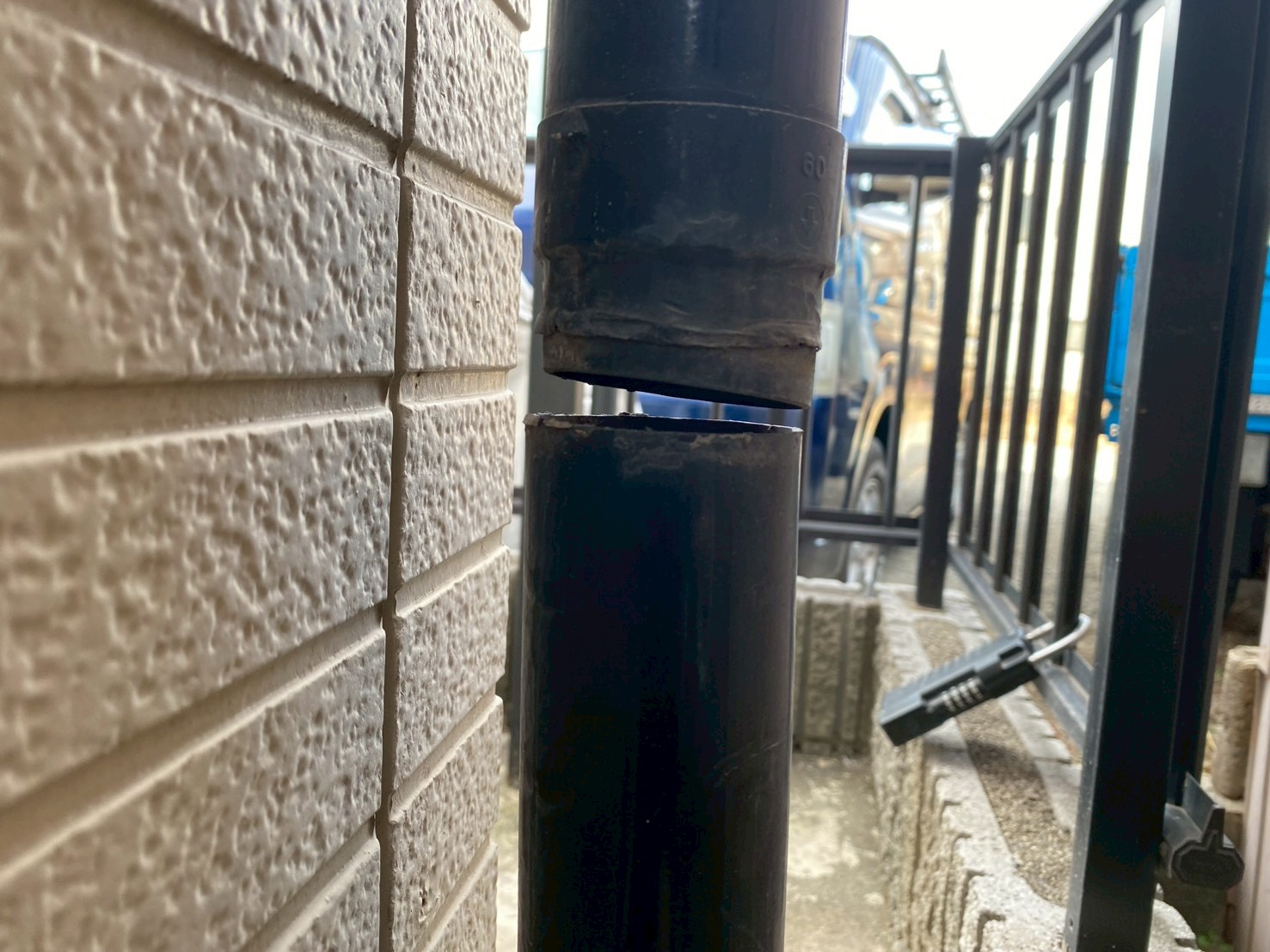 雨樋 劣化 破損